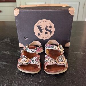 Young Soles |  Floral ‘Pearl’ Leather Kids Sandal 21